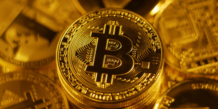 Descopera tot ce trebuie sa stii despre Bitcoin daca esti interesat de domeniul criptomonedelor!