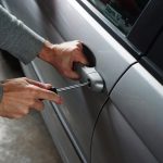 România, partea fără sens. Posibile cazuri de corupție în cadrul Registrului Auto Român și în cadrul Poliției Române